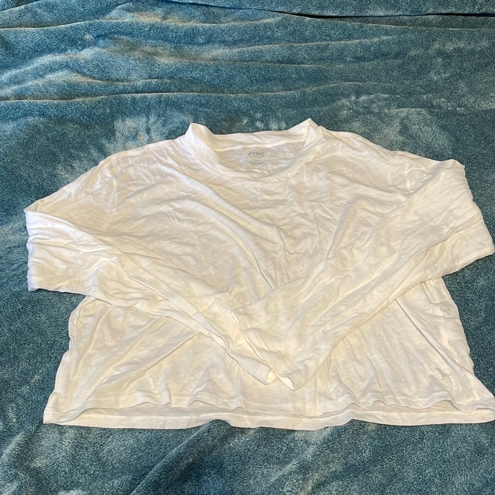 Victoria’s Secret lightweight long sleeve shirt